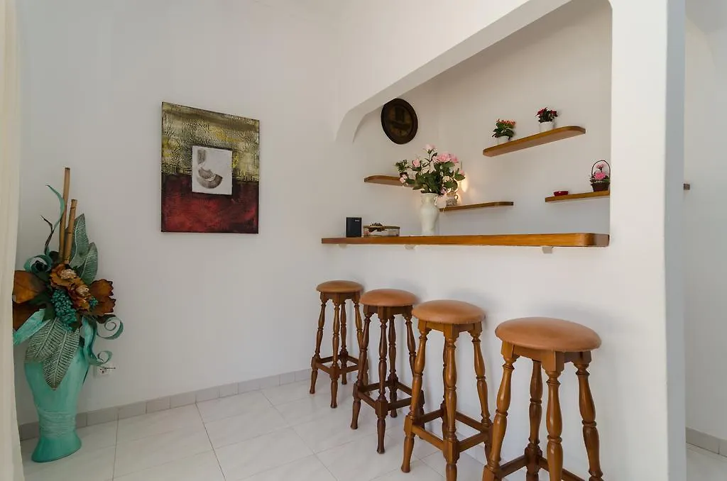 Villa Larotil Lagoa  Portugal