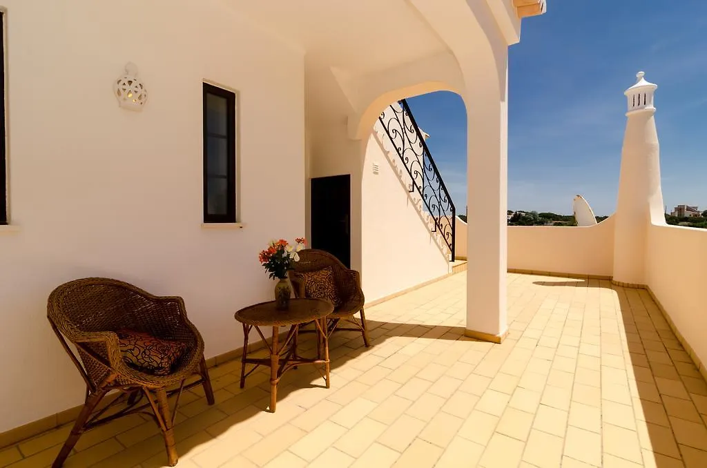 Villa Larotil Lagoa  Portugal