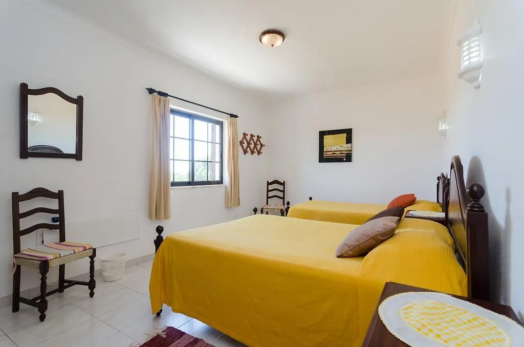 Villa Larotil Lagoa  Portugal